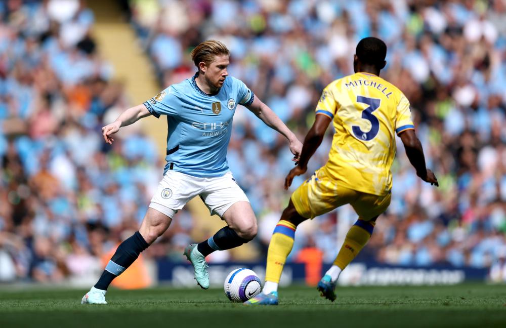 第5金！宁忠岩破亚洲纪录夺得亚冬会速度滑冰男子1500米金牌.